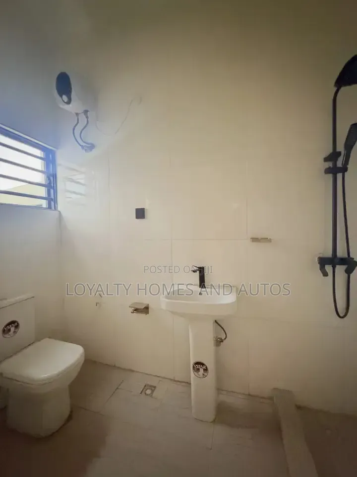 4bdrm House in Opebi for sale in Opebi