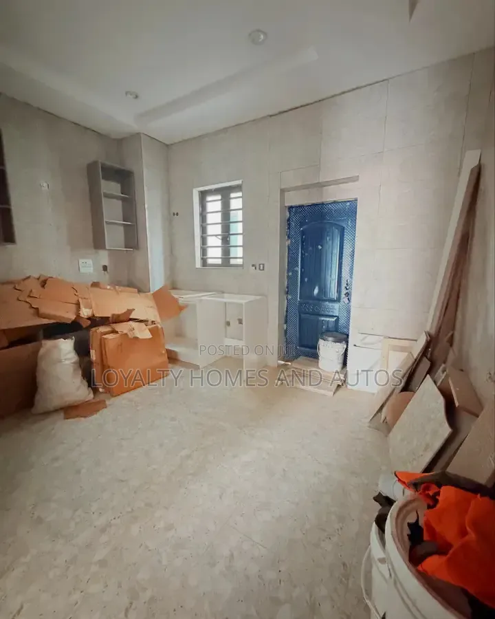 4bdrm House in Opebi for sale in Opebi