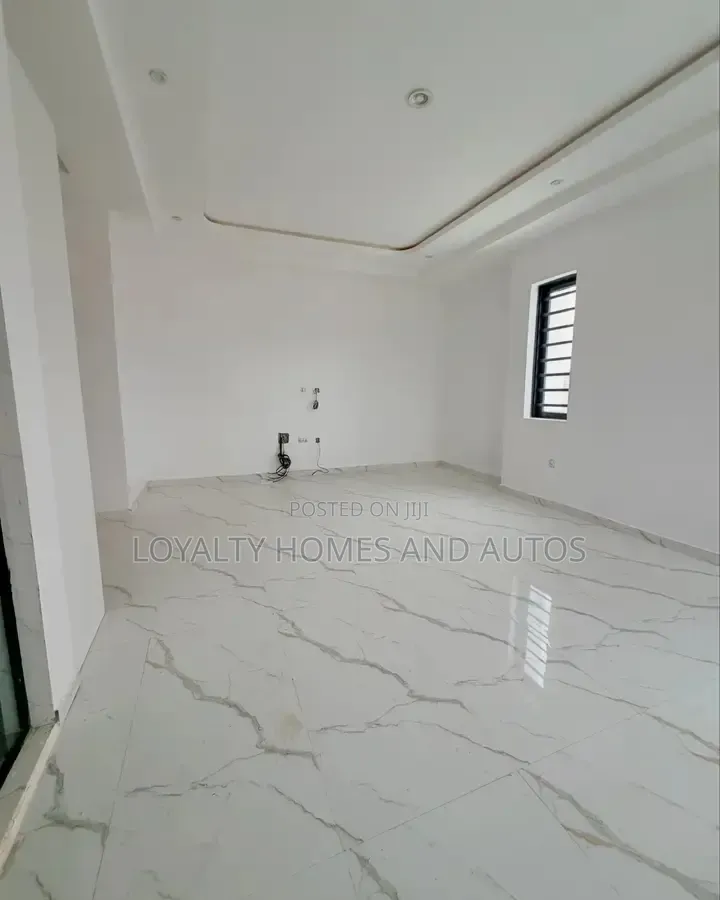 4bdrm House in Opebi for sale in Opebi