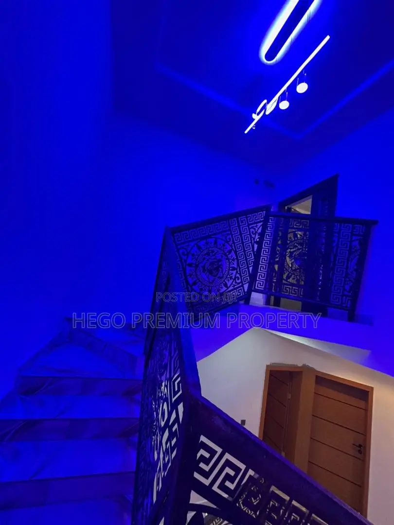 5bdrm Duplex in Sars Estate, Rukpokwu for rent in Rukpokwu