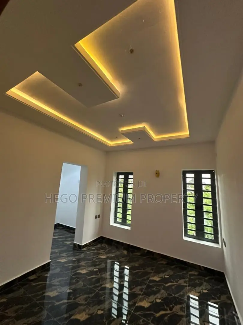 5bdrm Duplex in Sars Estate, Rukpokwu for rent in Rukpokwu