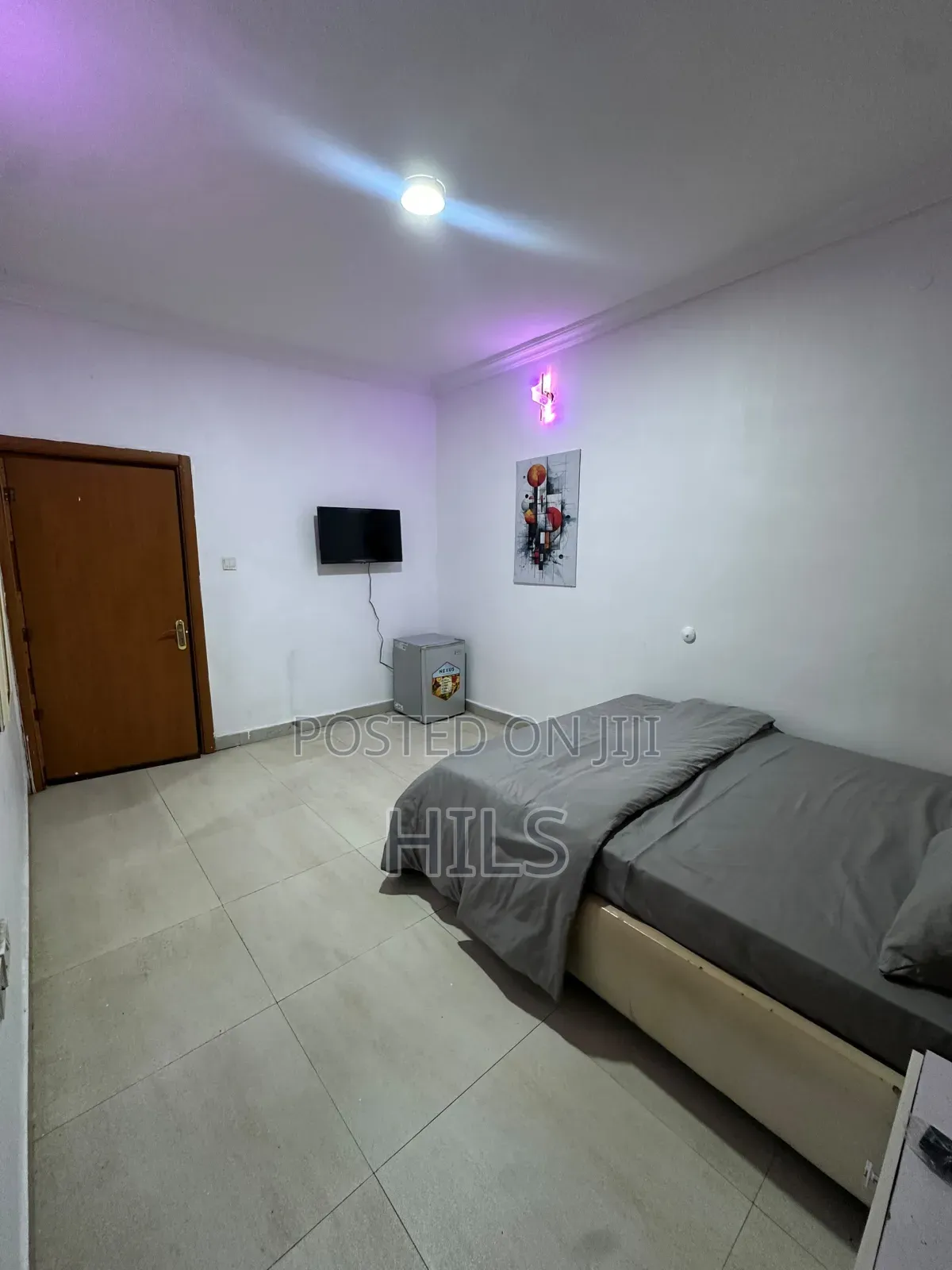 Ensuite Furnished Room at Chevron/Agungi in Chevron