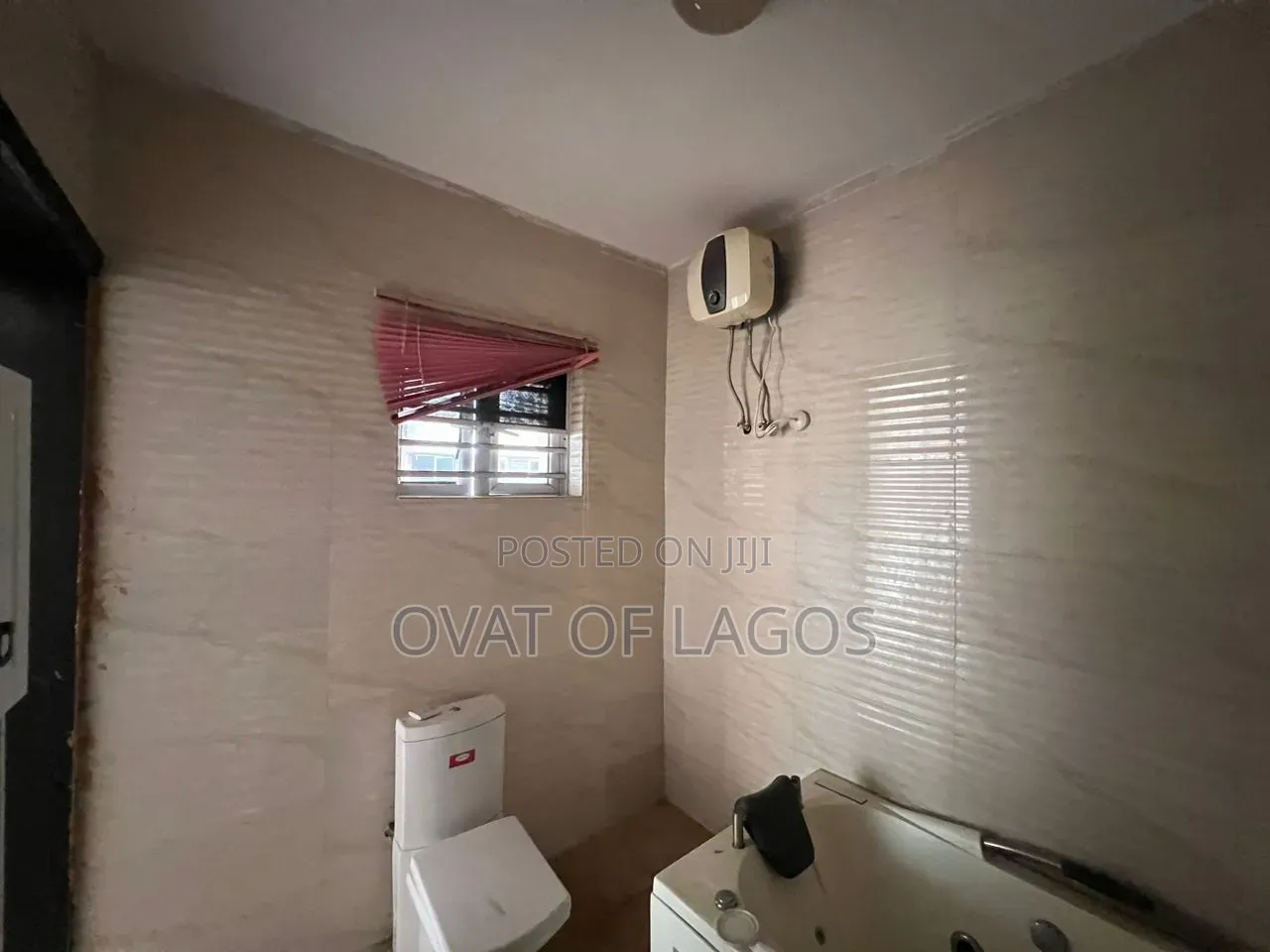 4bdrm Duplex in Chevron for sale in Chevron