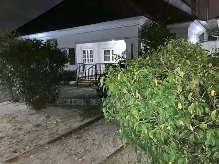 3bdrm Bungalow in Eneka for sale in Eneka