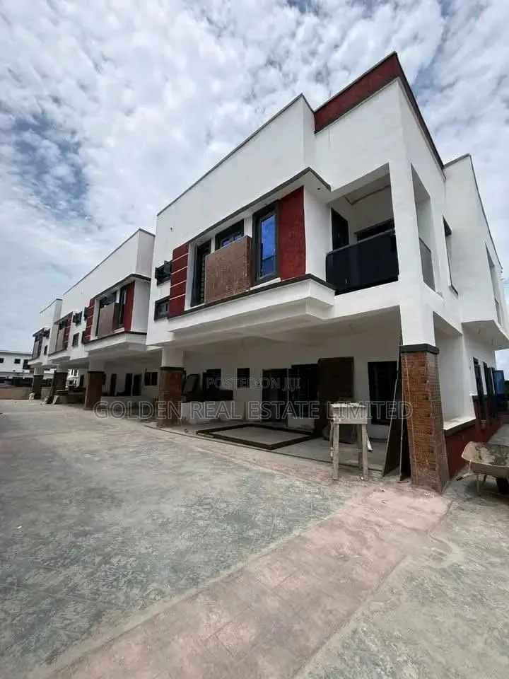 4bdrm Duplex in Lekki Phase 1 for sale in Lekki Phase 1