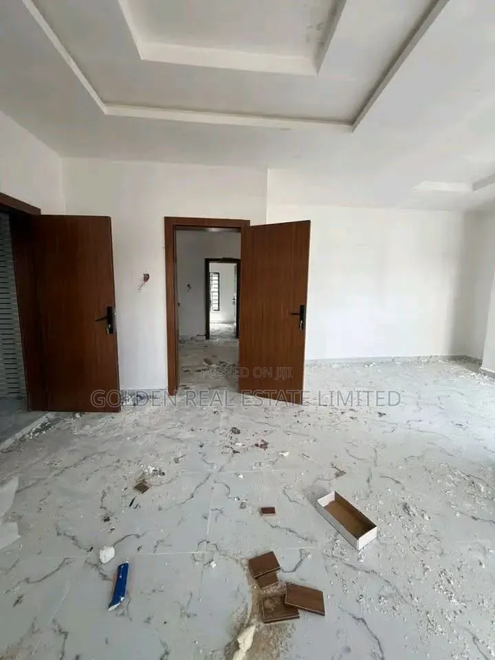 4bdrm Duplex in Lekki Phase 1 for sale in Lekki Phase 1