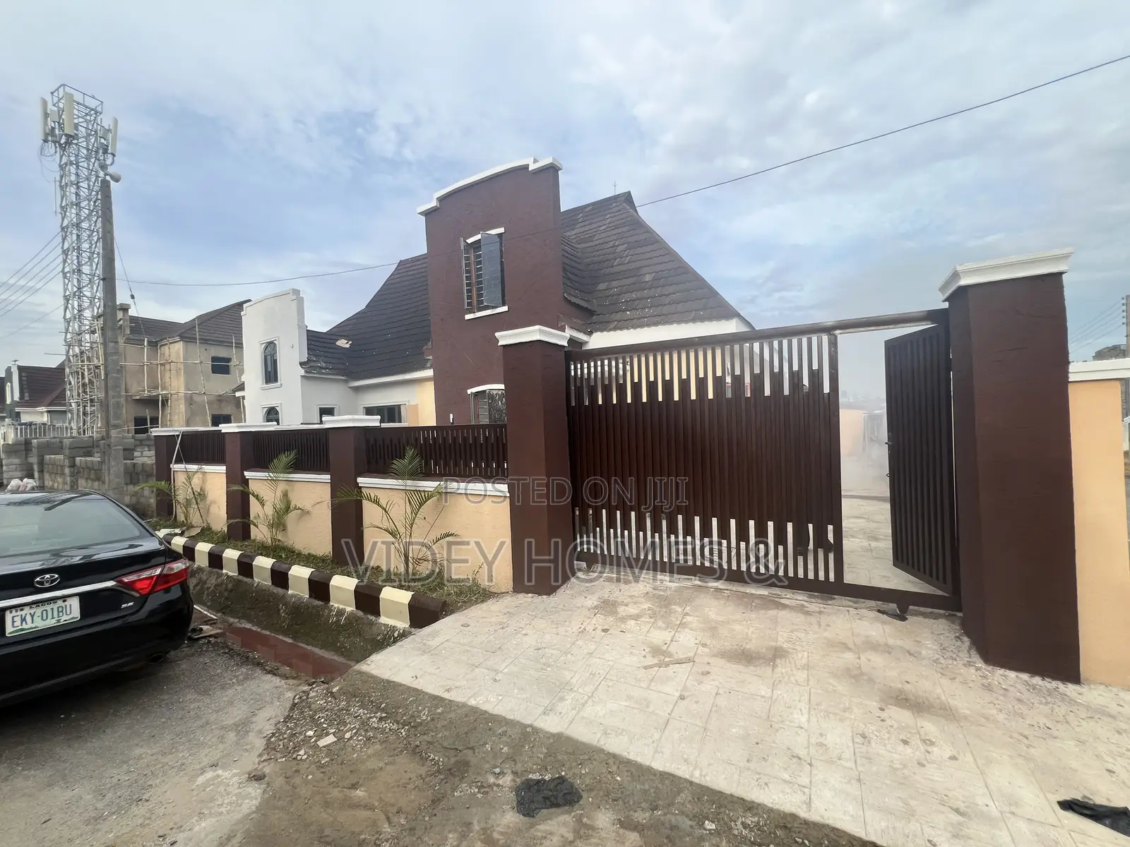 3bdrm Penthouse in Lavista Estate, Galadimawa for rent in Galadimawa