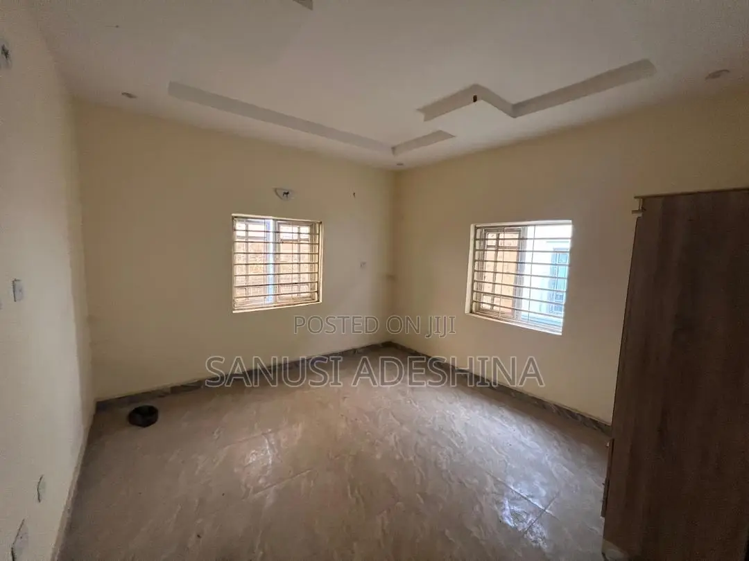 3bdrm Block of Flats in Gwarimpa Estate By, Gwarinpa for rent in Gwarinpa