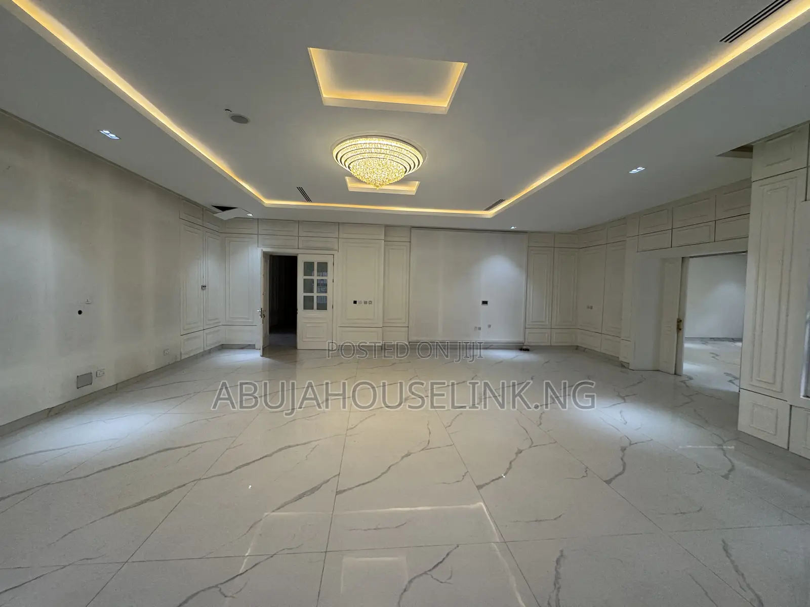 10bdrm Mansion in Maitama Main Abuja for sale in Maitama