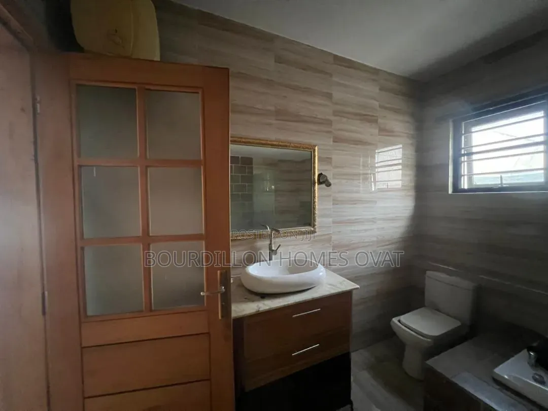 5bdrm Duplex in Chevron Drive Lekki for rent in Chevron