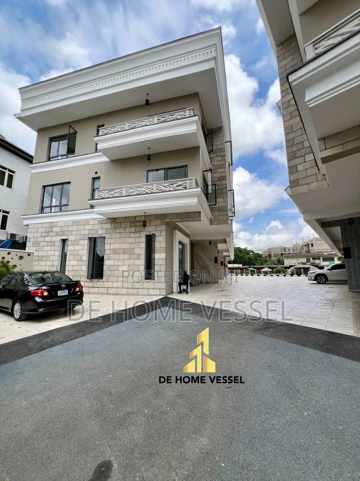 5bdrm Townhouse/Terrace in Ikoyi for sale in Ikoyi
