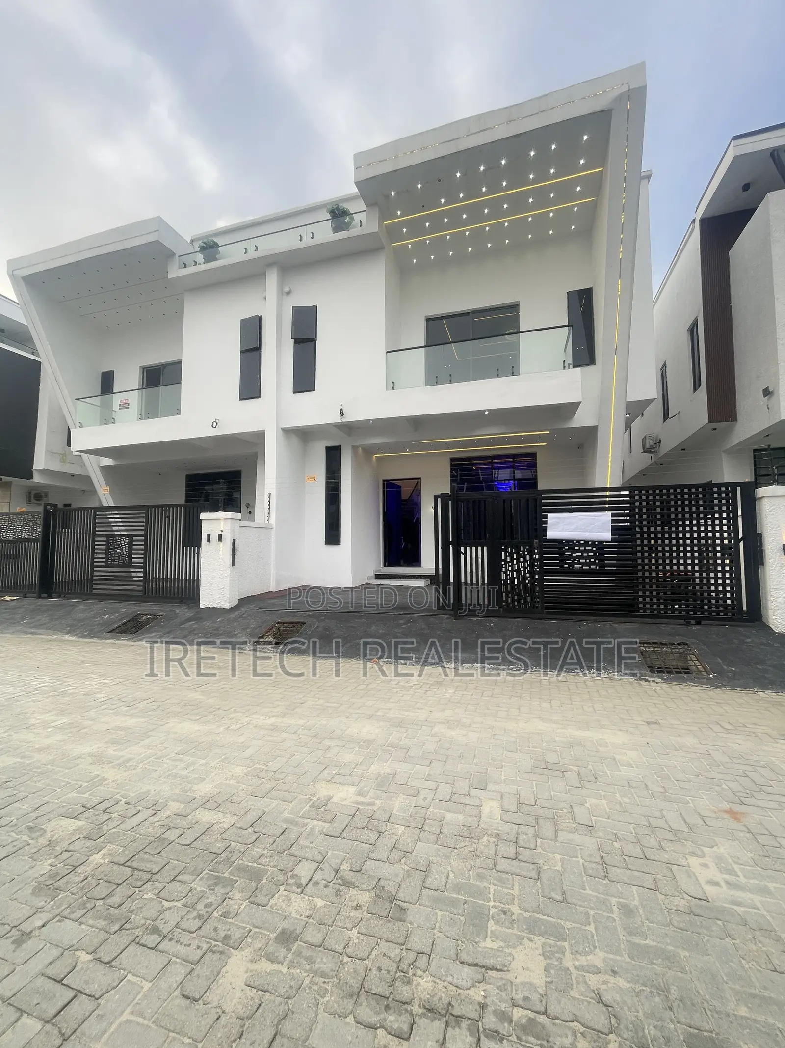 4bdrm Duplex in In A Gated Estate, Ado / Ajah for sale in Ado / Ajah