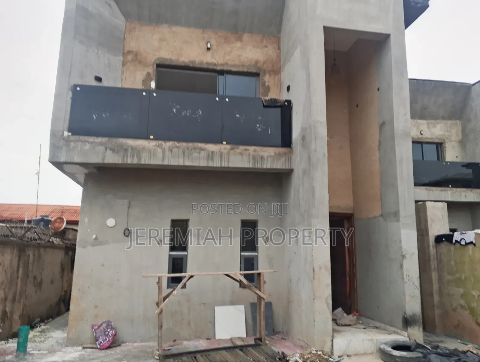 3bdrm Duplex in United Estate, Berger for sale in Berger