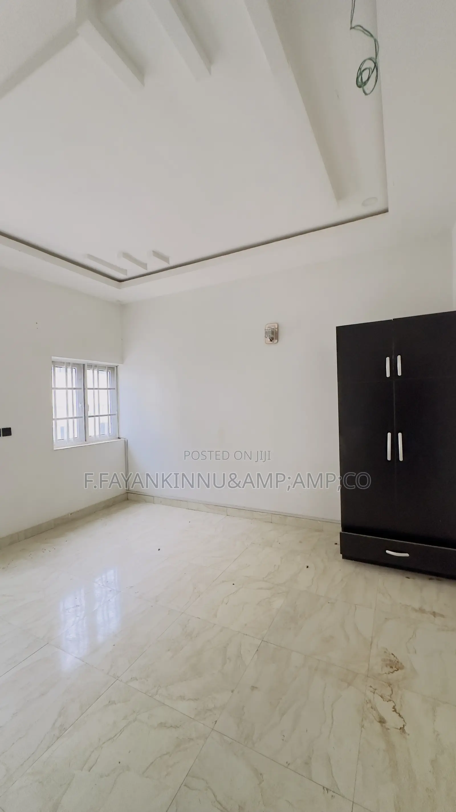 4bdrm Duplex in Lugbe District for sale in Lugbe District