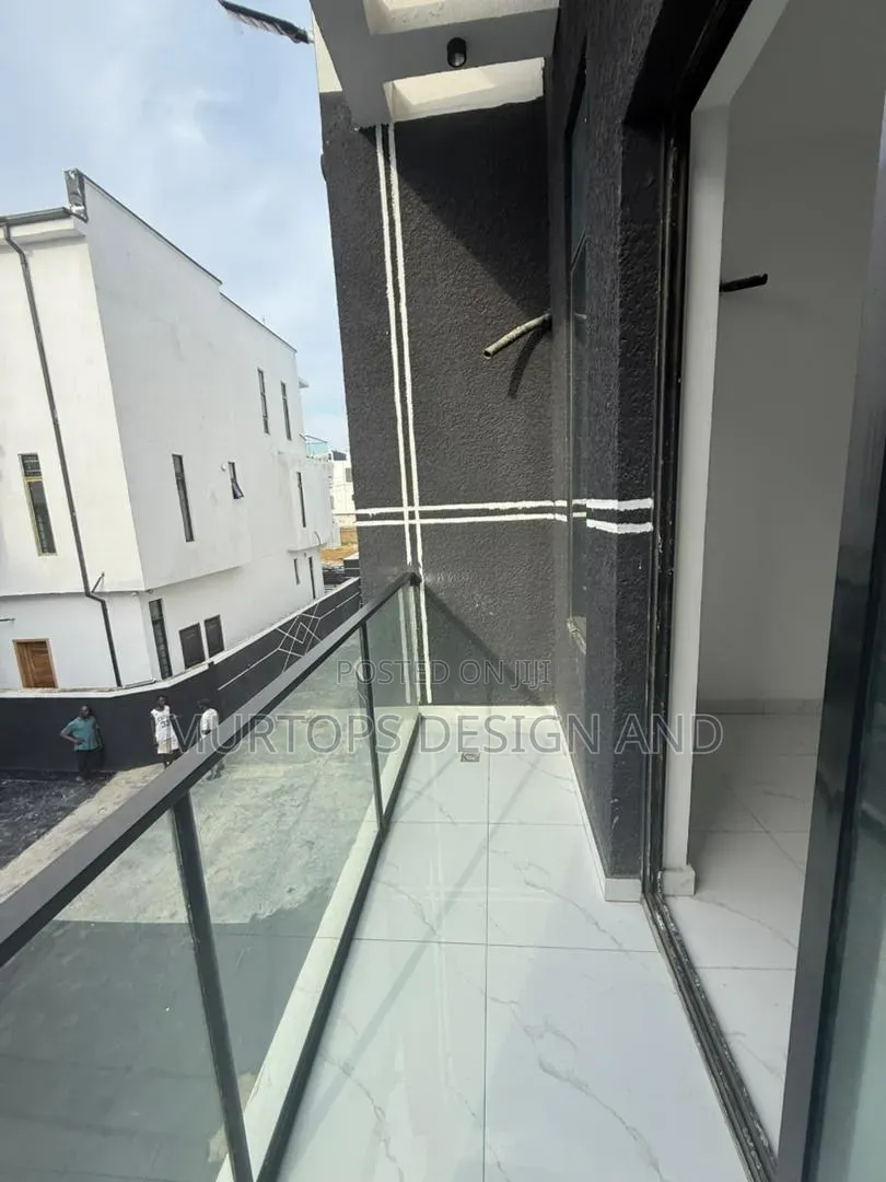 3bdrm Townhouse / Terrace in Chevron for rent in Chevron