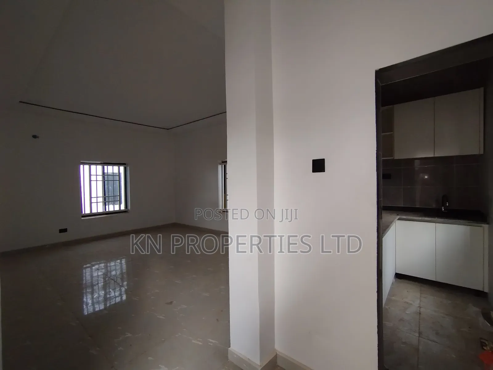 1bdrm Apartment in Lugbe Airport Road for rent in Lugbe District