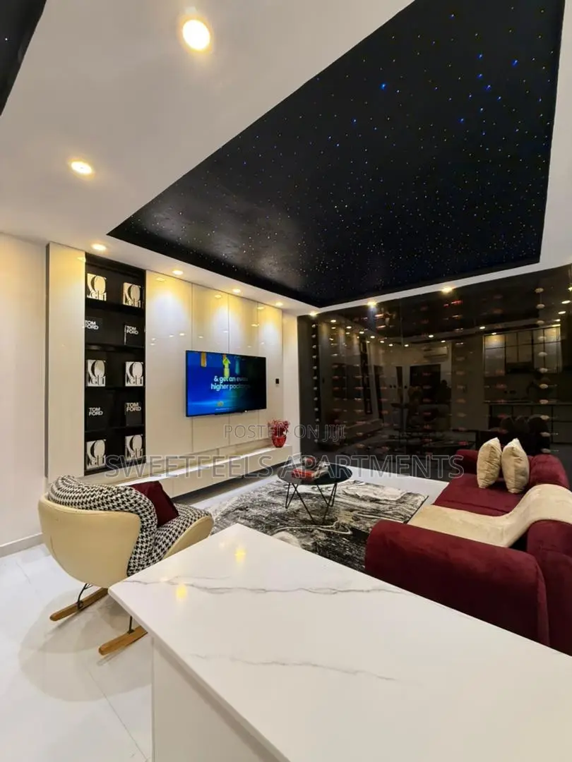 Deluxe Max 1 Bedroom Apartment With a Private Cinema and Bathub in Chevron