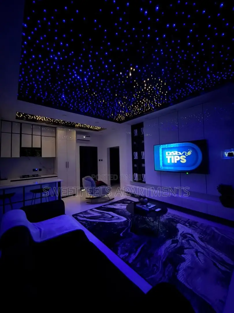 Deluxe Max 1 Bedroom Apartment With a Private Cinema and Bathub in Chevron