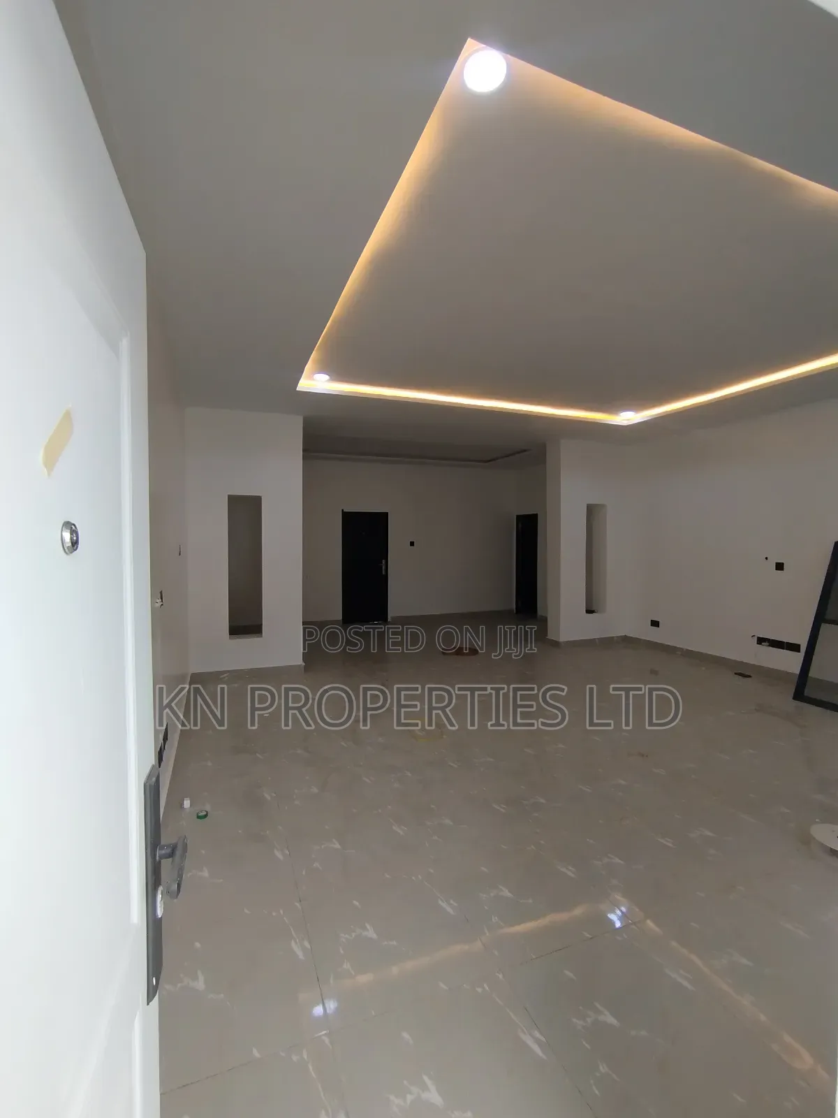 3bdrm Apartment in Airport Road, Lugbe District for rent in Lugbe District