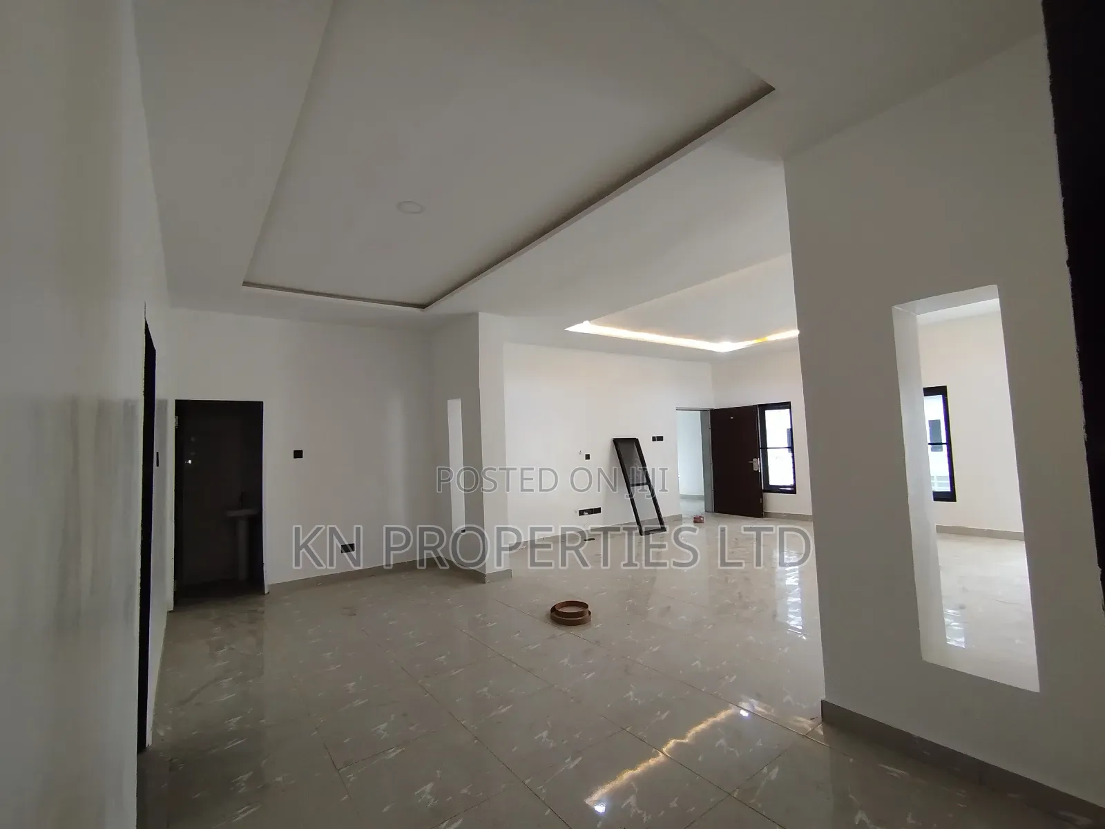 3bdrm Apartment in Airport Road, Lugbe District for rent in Lugbe District