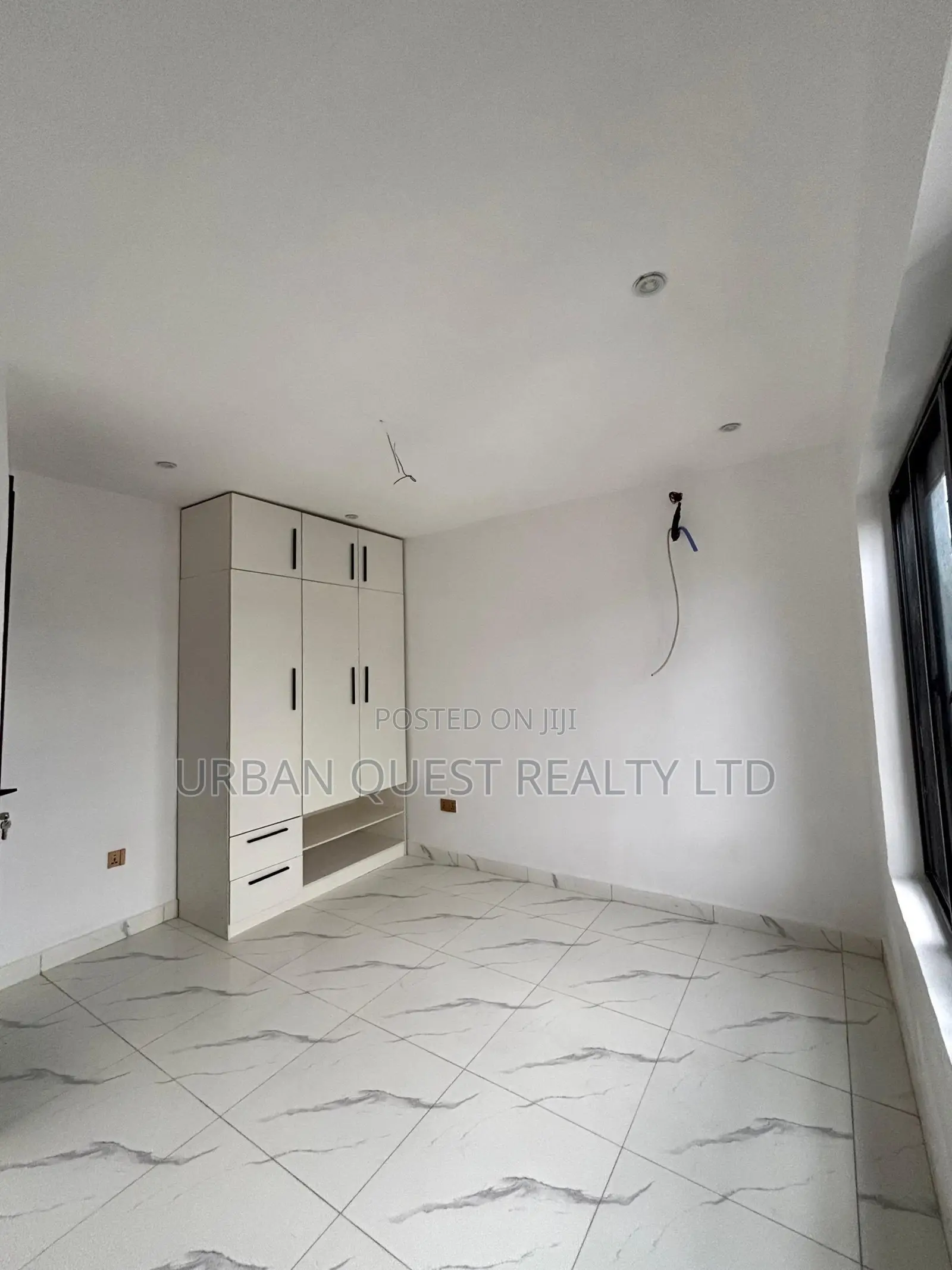 1bdrm Apartment in Lekki Phase 1 for sale in Lekki Phase 1