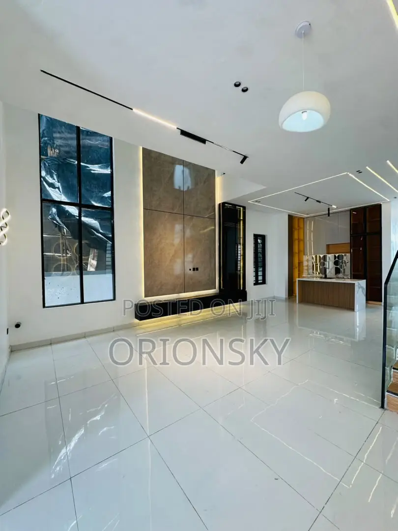 5bdrm Duplex in VGC / Ajah for sale in VGC / Ajah