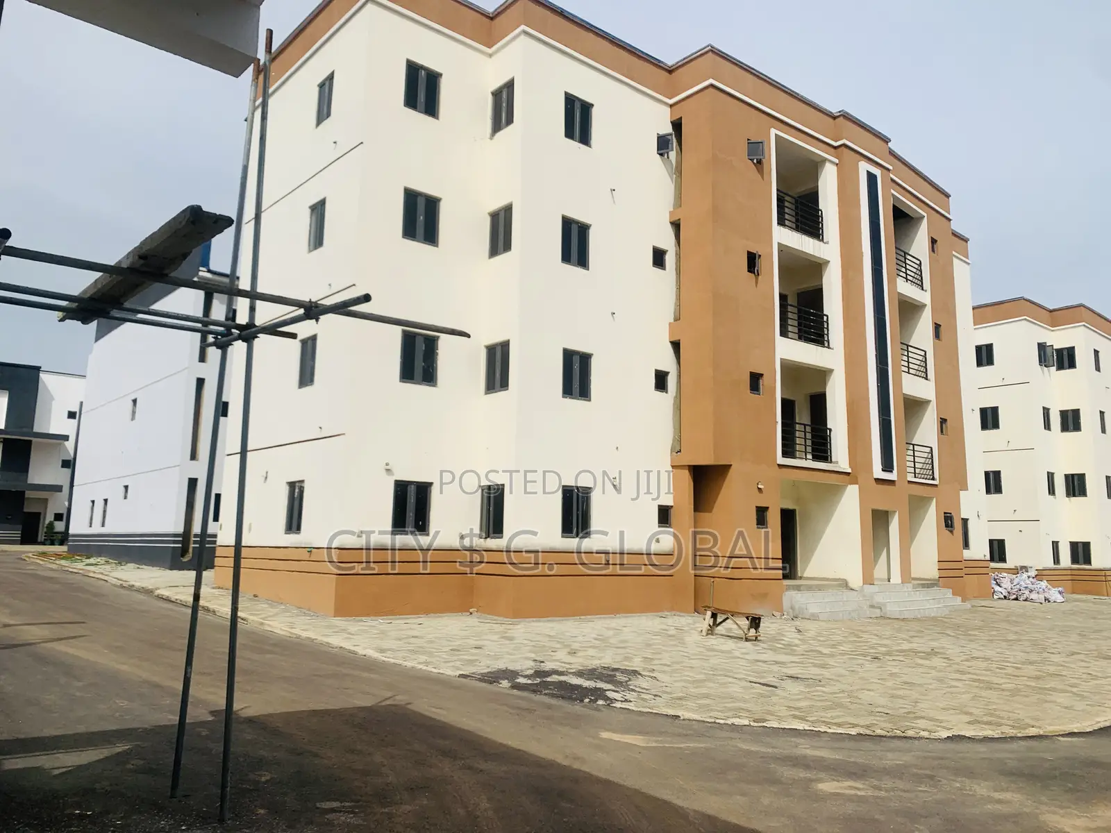 3 Bedroom Apartment Block of Flat in Zone B