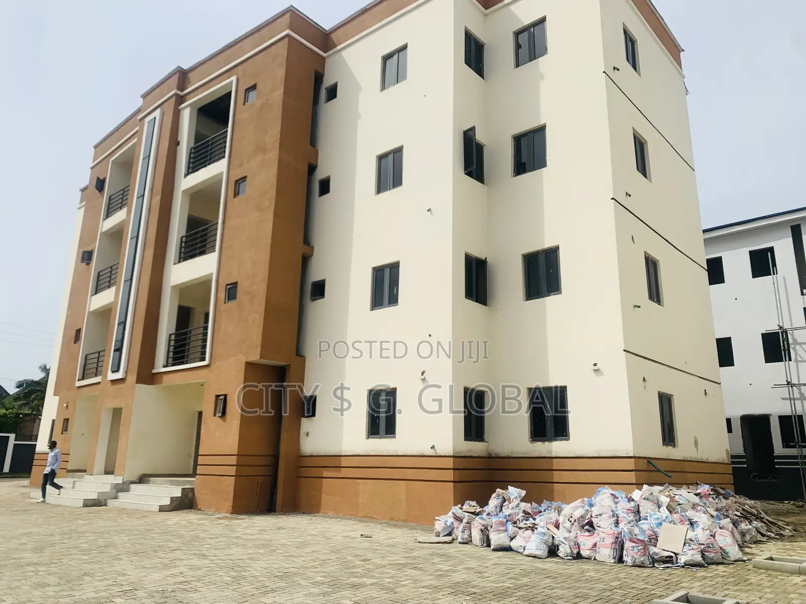 3 Bedroom Apartment Block of Flat in Zone B