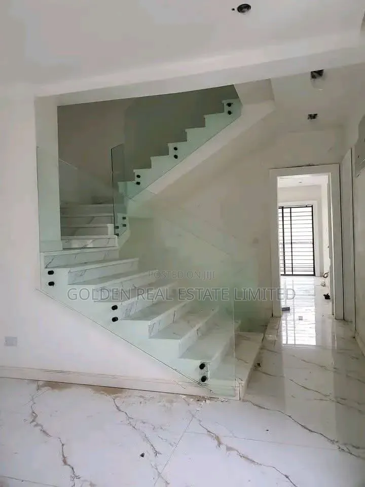 5bdrm Duplex in Katampe Extension for sale in Katampe Extension