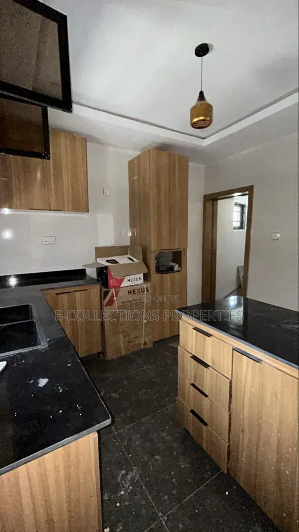 3bdrm Duplex in Greenwich Gardens, Ketu-Alapere for sale in Ketu-Alapere