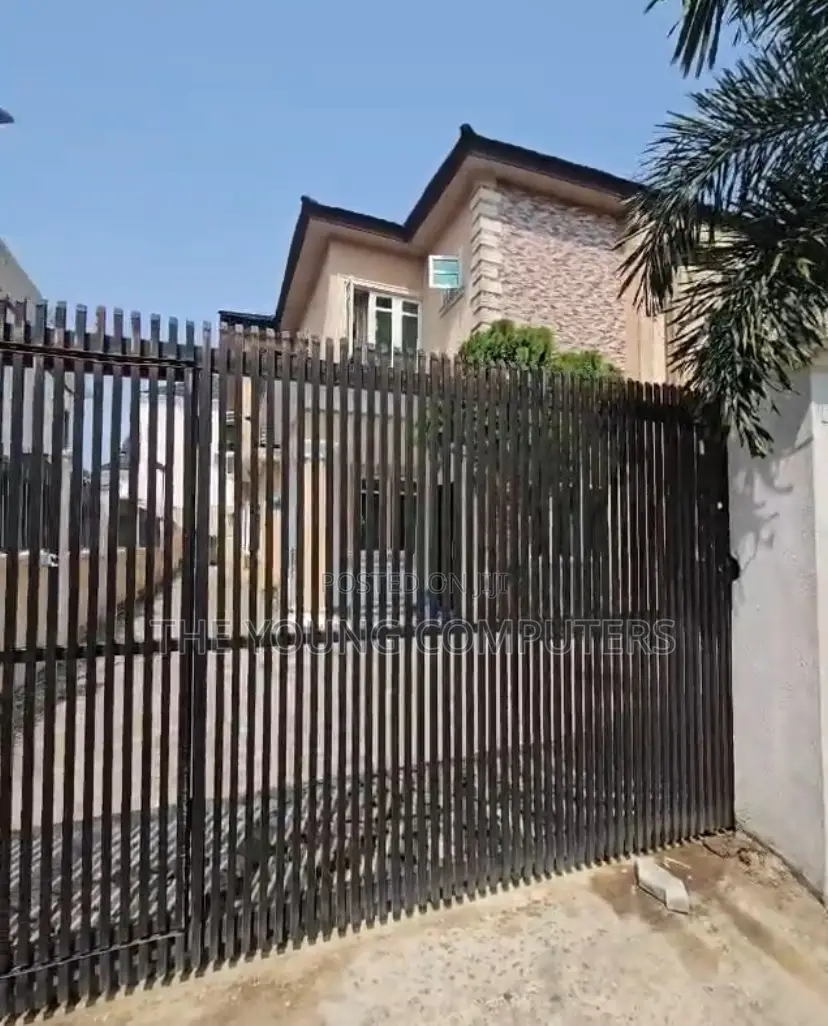 Furnished 3bdrm Apartment in Diamond Estate, Ijesha for sale in Ijesha