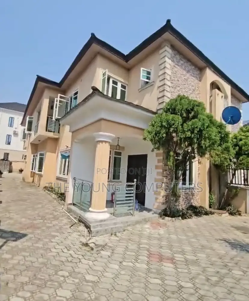 Furnished 3bdrm Apartment in Diamond Estate, Ijesha for sale in Ijesha