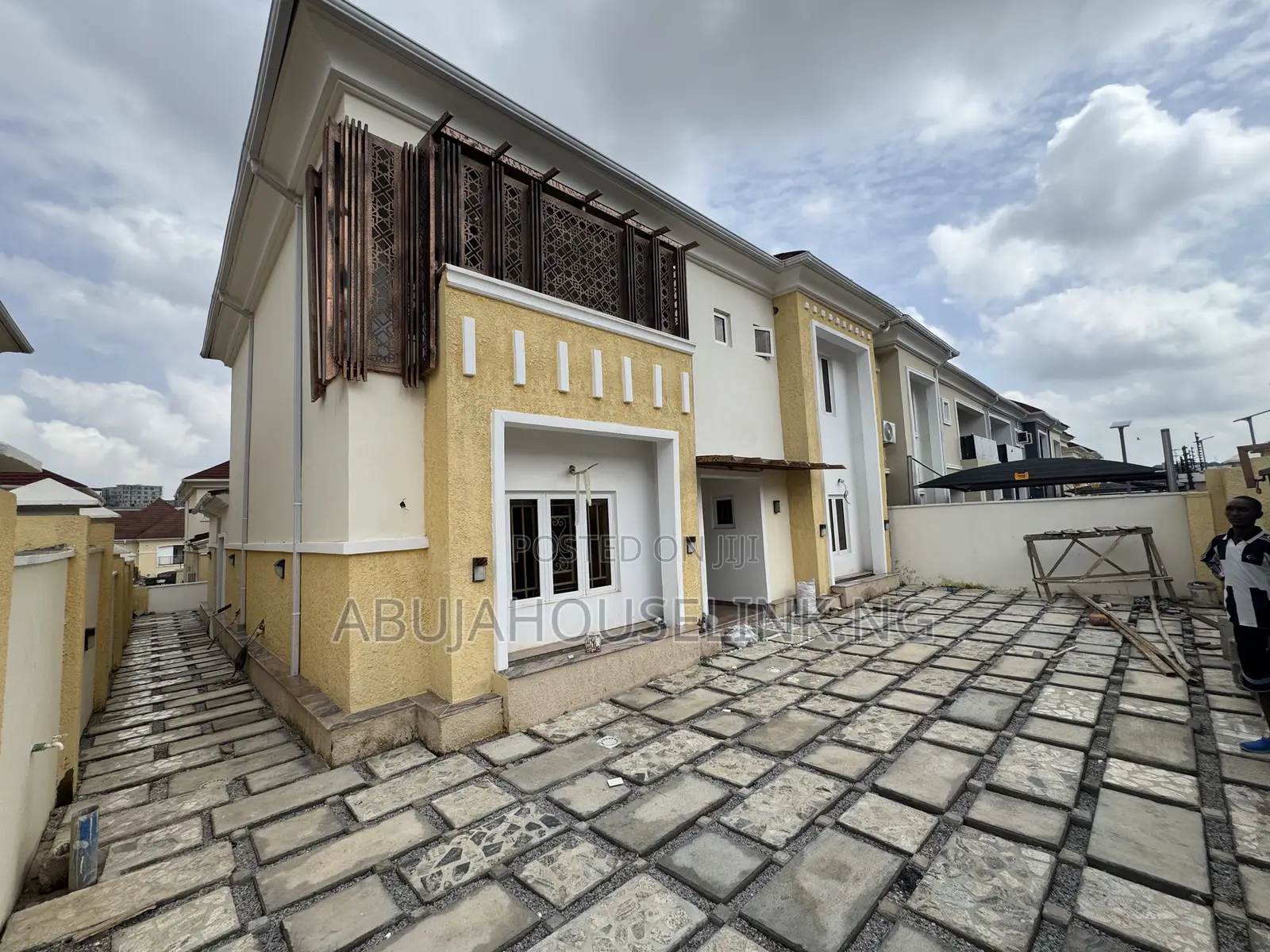4bdrm Duplex in Guzape By Fha Abuja for sale in Guzape District