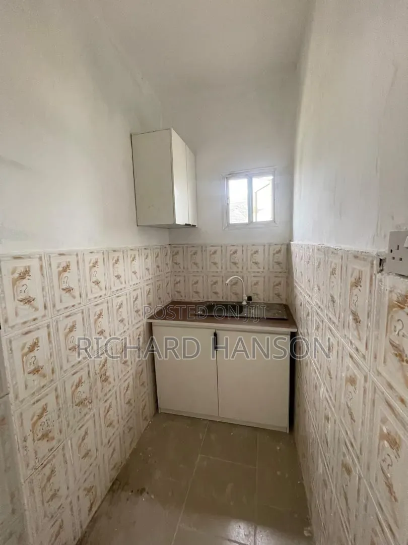 1bdrm Apartment in Roomself. Sangotedo for rent in Sangotedo