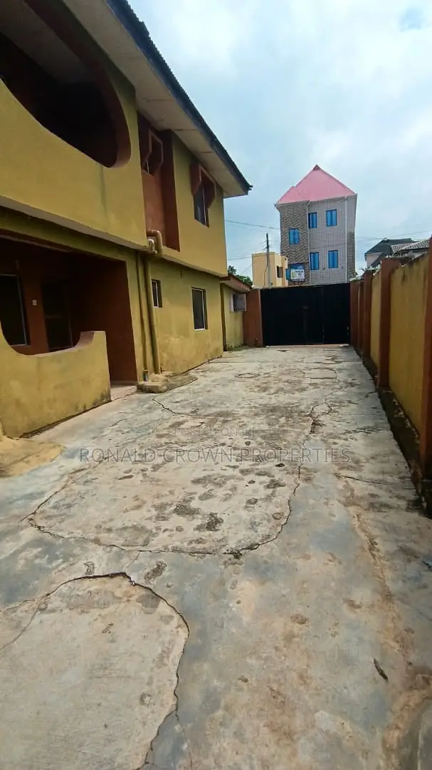 3bdrm Apartment in Bucknor for sale in Bucknor
