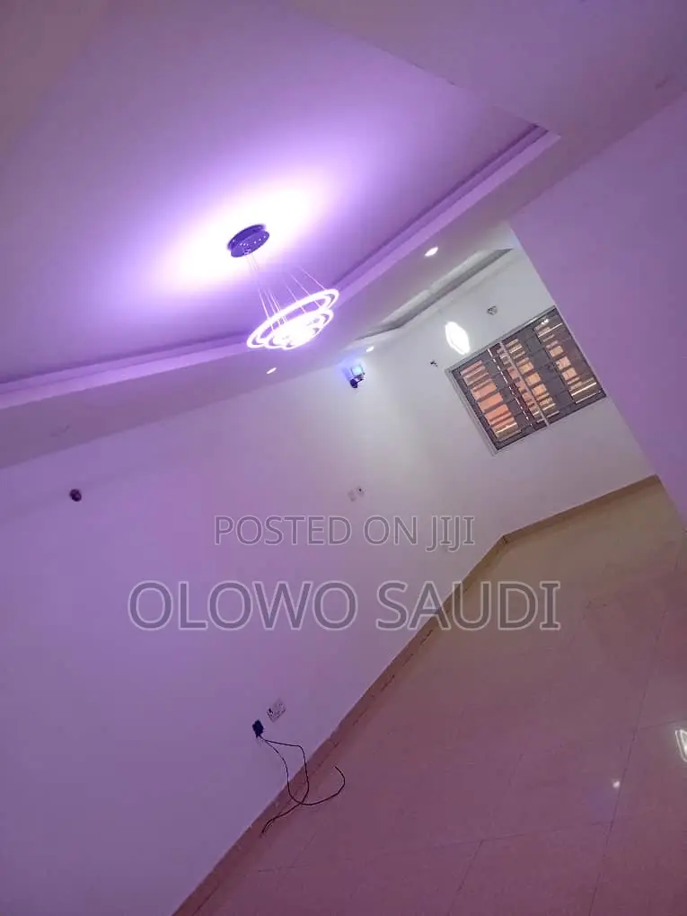 4bdrm Duplex in Terra Annex for rent in Sangotedo