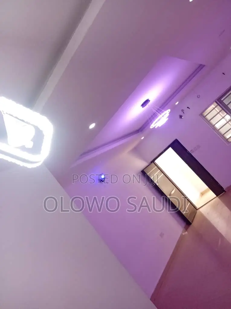 4bdrm Duplex in Terra Annex for rent in Sangotedo