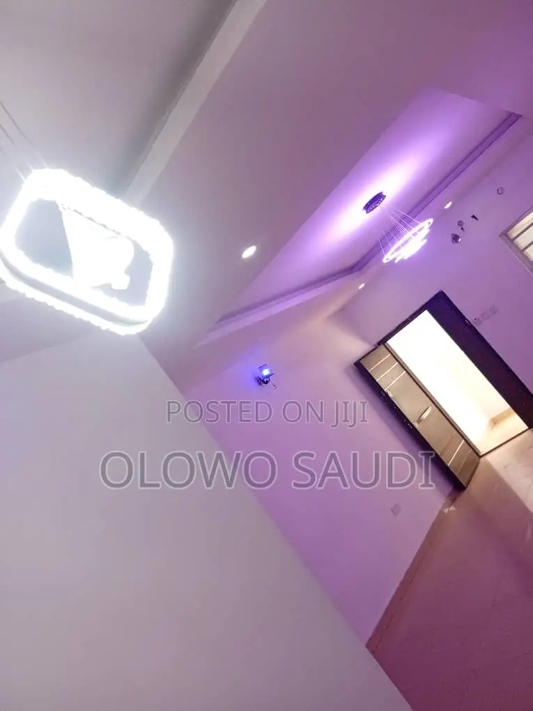 4bdrm Duplex in Terra Annex for rent in Sangotedo