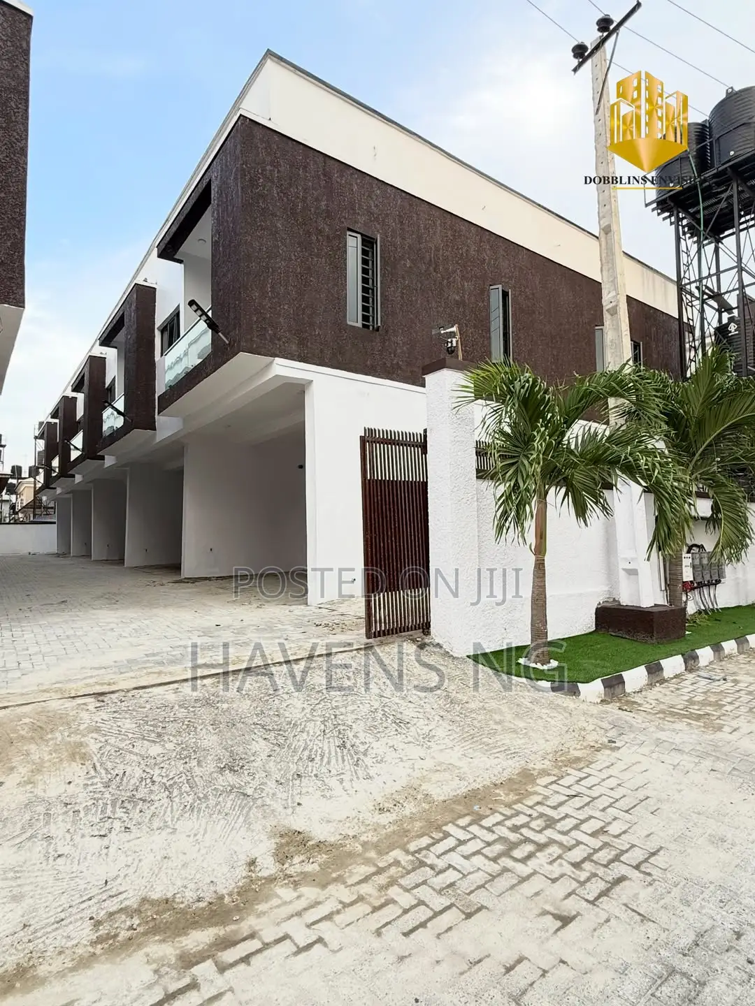 4bdrm Duplex in Sangotedo for sale in Sangotedo