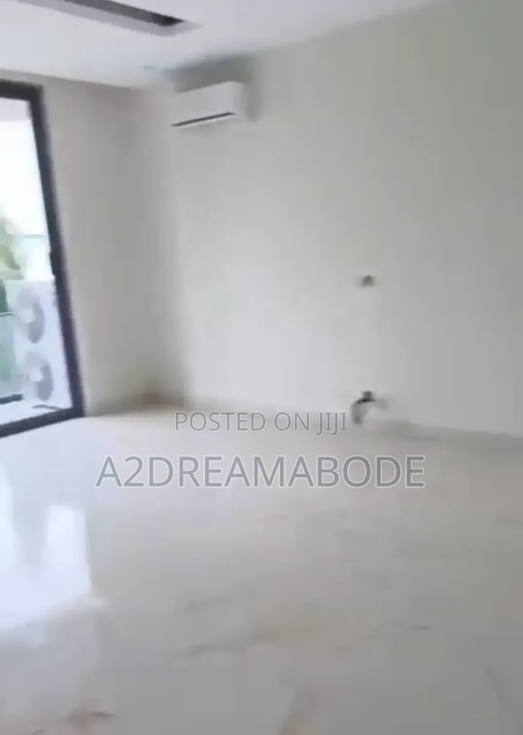 3bdrm Apartment in Ikeja Gra for rent in Ikeja GRA