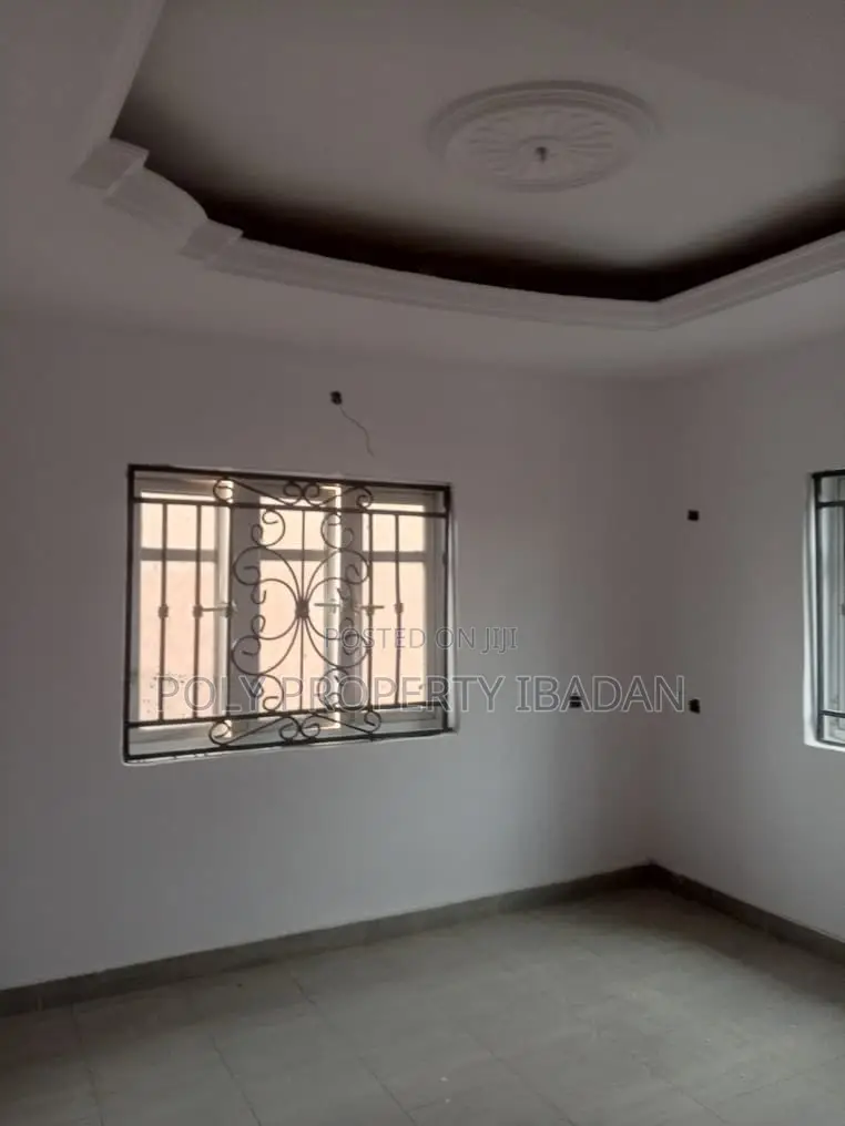 6bdrm Duplex in Nigerian Brewery, Iwo Road for rent in Iwo Road