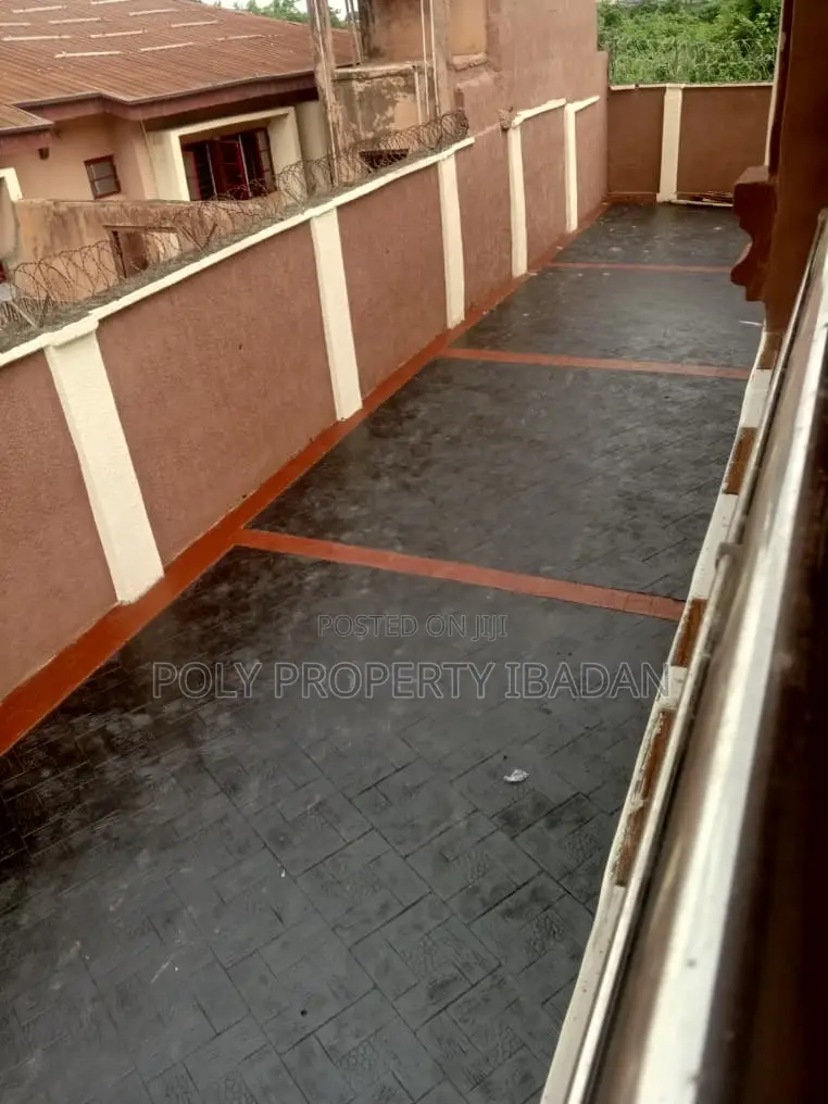 6bdrm Duplex in Nigerian Brewery, Iwo Road for rent in Iwo Road