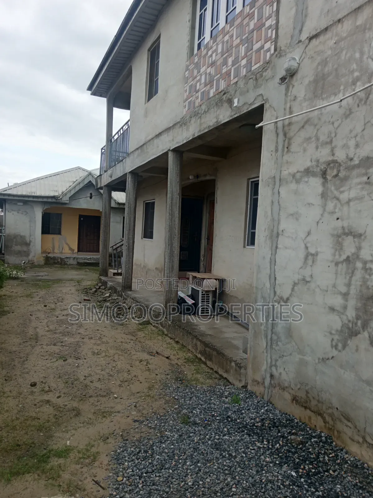 3bdrm Block of Flats in Igando for sale in Igando-Oloja