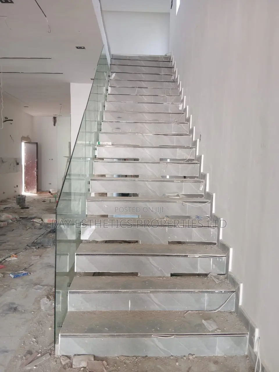 5bdrm Duplex in Bakare/Bera Estate, for sale in Chevron
