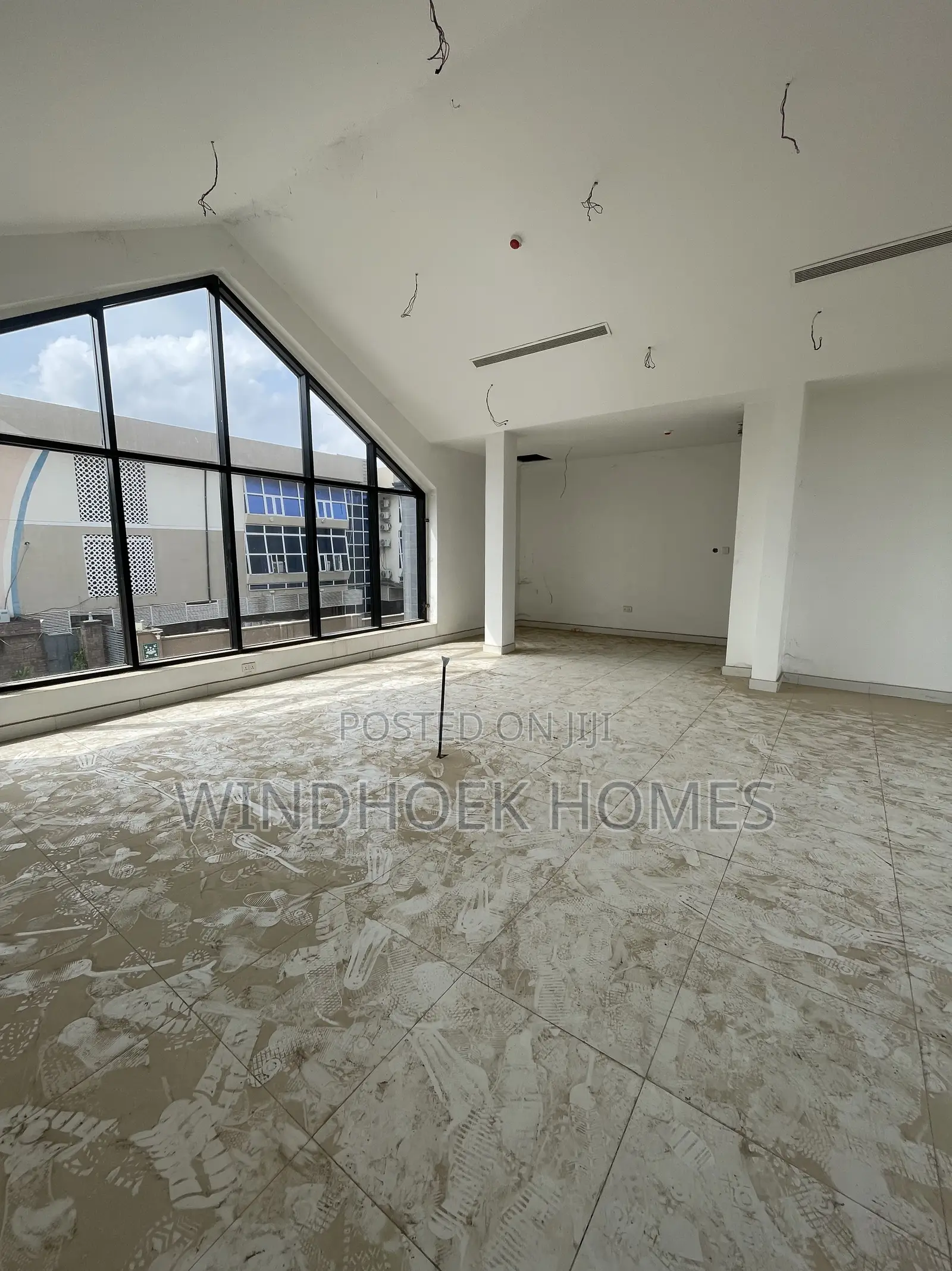 Duplex Shop/Office Space Measuring 190sqms in Area 8