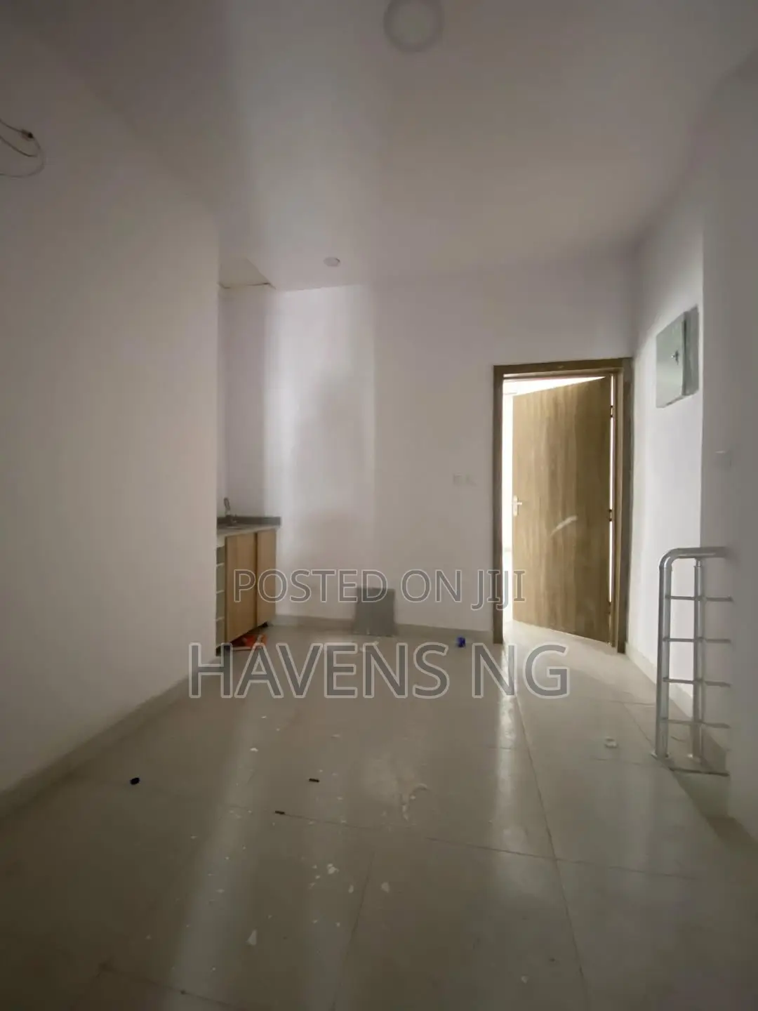 4bdrm Duplex in Ikota for sale in Ikota