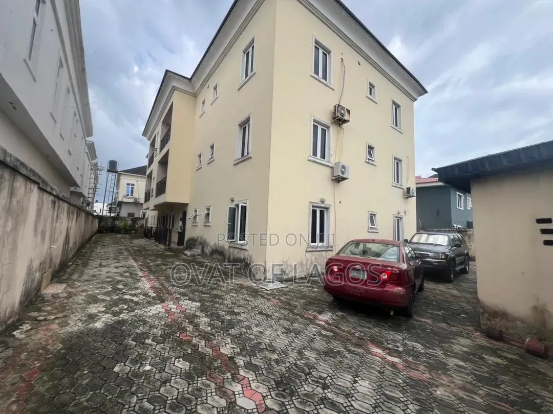 3bdrm Apartment in Ikota Villa for rent in Ikota