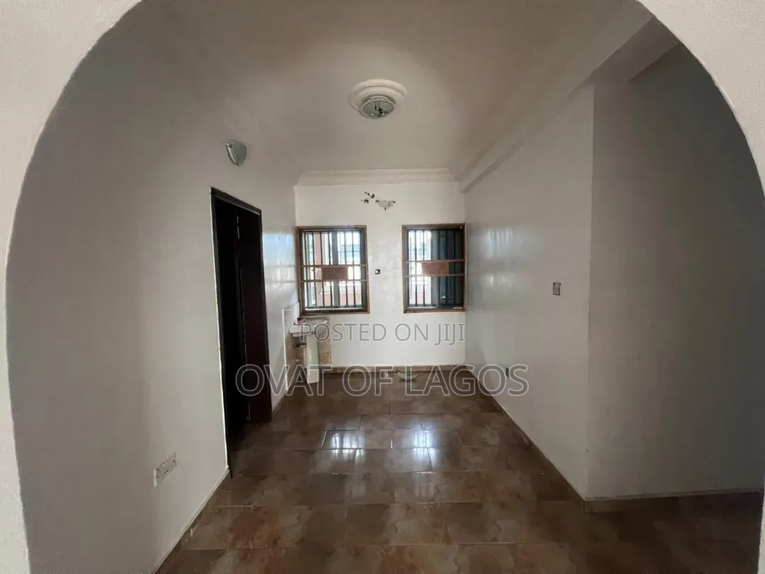 3bdrm Apartment in Ikota Villa for rent in Ikota