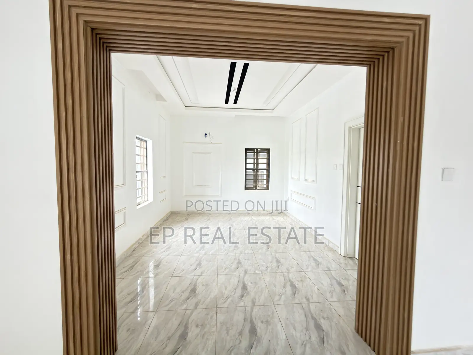 6bdrm Duplex in Dakwo District for sale in Dakwo District