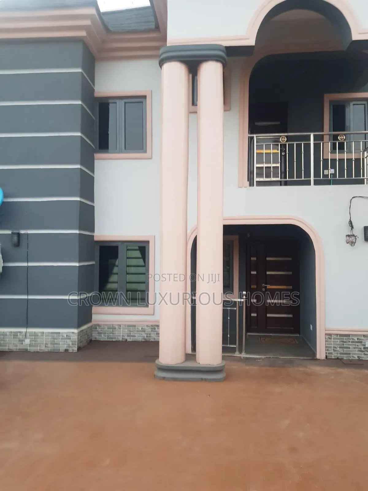 4bdrm Duplex in Olubadan Estate,, Ibadan for rent in Ibadan